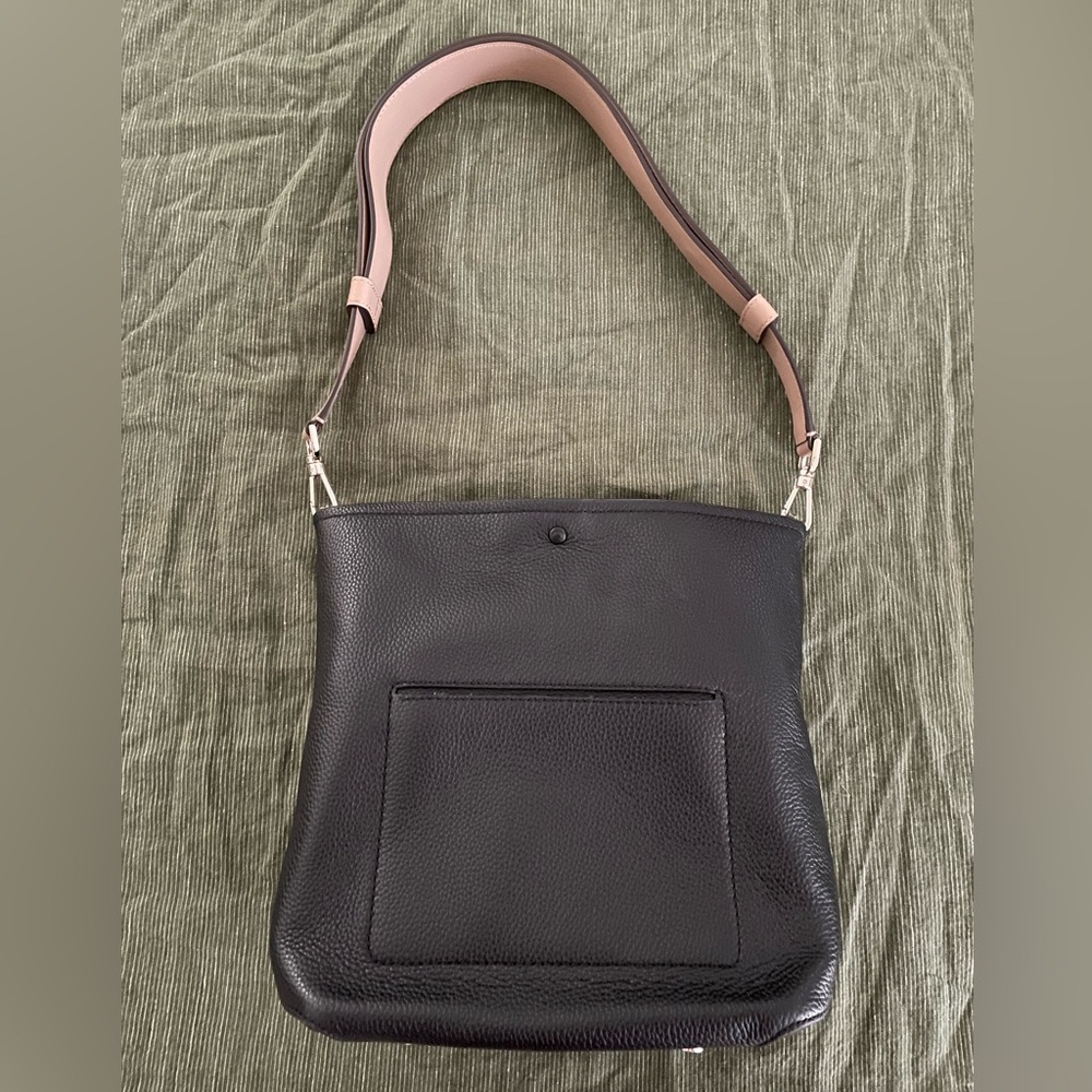 Kate Spade Leather Bucket Bag / Purse - Black NWT - Picture 2 of 12